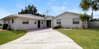 5536 Kingswood Drive 5536 Kingswood Drive Photo Gallery 1