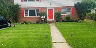 819 LAKEVIEW AVENUE 819 LAKEVIEW AVENUE Photo Gallery 1
