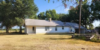 106 County Road 2190 106 County Road 2190 Photo Gallery 1