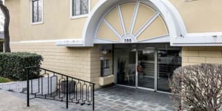 Top Floor Corner Condo w/ Balcony 2 blocks from University Ave!! This Location is Amazing!!! Top Floor Corner Condo w/ Balcony 2 blocks from University Ave!! This Location is Amazing!!! Photo Gallery 1