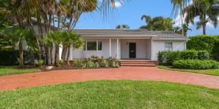 210 Miramar Way 210 Miramar Way Photo Gallery 1