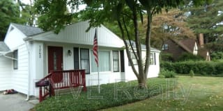 7262 Longview Ave 7262 Longview Ave Photo Gallery 1