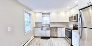 90 Highview Avenue 90 Highview Avenue Photo Gallery 1