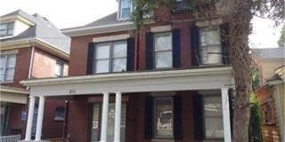 211 East Maxwell Street 211 East Maxwell Street Photo Gallery 1