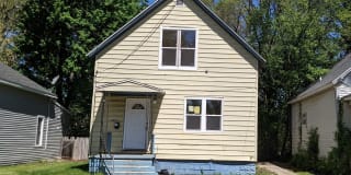 384 Iona Ave. 384 Iona Ave. Photo Gallery 1
