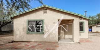 304 North Silverbell Road 304 North Silverbell Road Photo Gallery 1