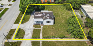 641 Forest Hill Boulevard 641 Forest Hill Boulevard Photo Gallery 1