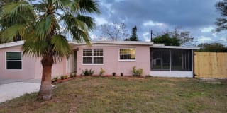 8466 93rd Ave 8466 93rd Ave Photo Gallery 1