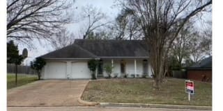 111 Sunnycrest Drive 111 Sunnycrest Drive Photo Gallery 1