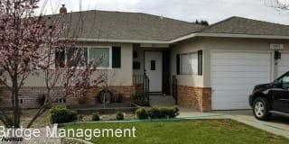 2417 Sunrise Ave 2417 Sunrise Ave Photo Gallery 1