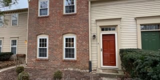 8 Woodsview Ln 8 Woodsview Ln Photo Gallery 1