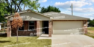 114 Westview Dr 114 Westview Dr Photo Gallery 1
