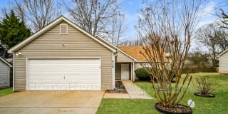415 Edgewood Dr 415 Edgewood Dr Photo Gallery 1