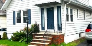 110 RUTHERFORD PL 110 RUTHERFORD PL Photo Gallery 1