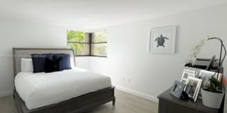 101 Ocean Lane Dr 101 Ocean Lane Dr Photo Gallery 1