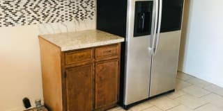 2601 Sunset Circle B 2601 Sunset Circle B Photo Gallery 1