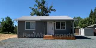 926 1/2 SW Greenwood Ave 926 1/2 SW Greenwood Ave Photo Gallery 1