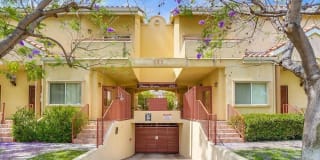 333 W Loraine Street 333 W Loraine Street Photo Gallery 1