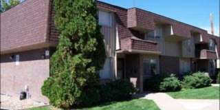 1140 26 Avenue, Unit C 1140 26 Avenue, Unit C Photo Gallery 1