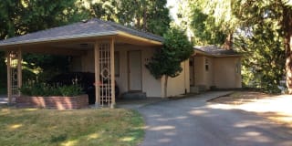 7416 SE 24th Street 7416 SE 24th Street Photo Gallery 1