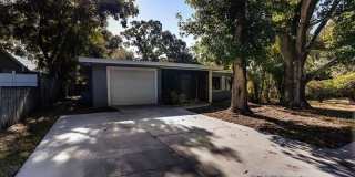 131 E Virginia Ln 131 E Virginia Ln Photo Gallery 1