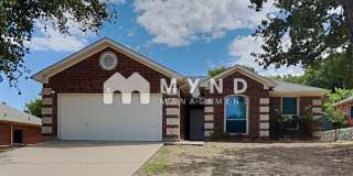 2213 Creek Side Dr 2213 Creek Side Dr Photo Gallery 1