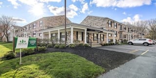 1164 Brookview Dr 02 1164 Brookview Dr 02 Photo Gallery 1