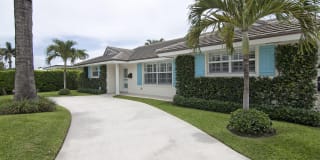 136 Worth Court S 136 Worth Court S Photo Gallery 1
