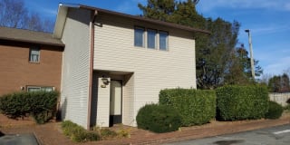 207 Forest View Court 207 Forest View Court Photo Gallery 1