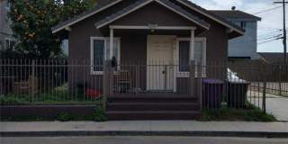 926 E 11th Street 926 E 11th Street Photo Gallery 1