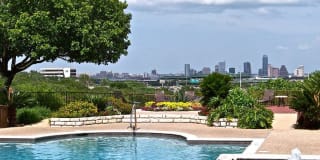 Cliffs at Barton Creek Cliffs at Barton Creek Photo Gallery 1
