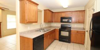 4015 Glenstone TerraceApt #B 4015 Glenstone TerraceApt #B Photo Gallery 1
