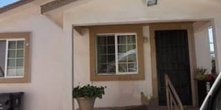 1408 w 55th St 1/2 1408 w 55th St 1/2 Photo Gallery 1