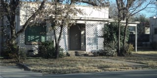 2418 S 11th 2418 S 11th Photo Gallery 1