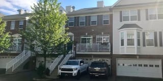 8 DEMPSEY CT 8 DEMPSEY CT Photo Gallery 1