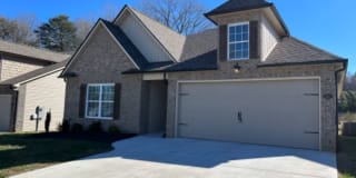 916 E Beaver Creek Dr 916 E Beaver Creek Dr Photo Gallery 1