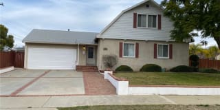 1809 E Sachs Place 1809 E Sachs Place Photo Gallery 1