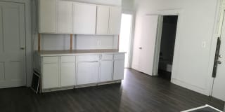 427 S Bedford Ave 427 S Bedford Ave Photo Gallery 1