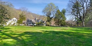 135 Mianus River Road 135 Mianus River Road Photo Gallery 1