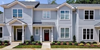 2028 Holmes Court East 2028 Holmes Court East Photo Gallery 1