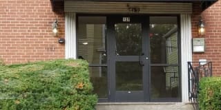 137 Evergreen Avenue 137 Evergreen Avenue Photo Gallery 1