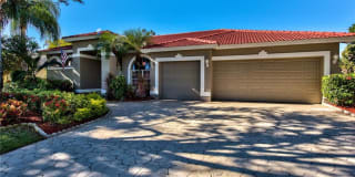 8850 Creek Run DR 8850 Creek Run DR Photo Gallery 1