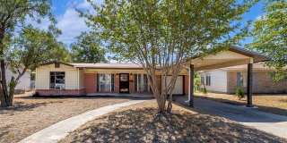 450 PILGRIM DR 450 PILGRIM DR Photo Gallery 1