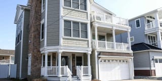 339 S 13th Street 339 S 13th Street Photo Gallery 1