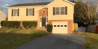 114 PROVIDENCE DRIVE 114 PROVIDENCE DRIVE Photo Gallery 1