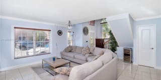 815 NW 126th Ct #815 815 NW 126th Ct #815 Photo Gallery 1