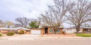 444 SIERRA Drive SE 444 SIERRA Drive SE Photo Gallery 1