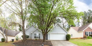 715 Paris Dr 715 Paris Dr Photo Gallery 1