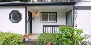 4716 Orchard St. W 4716 Orchard St. W Photo Gallery 1
