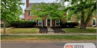3449 Glencairn Road - Upper 3449 Glencairn Road - Upper Photo Gallery 1